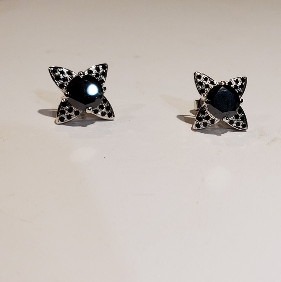 Flash Sale GENUINE MOISSANITE NATURAL BLACK EARRINGS - Picture 3 of 9